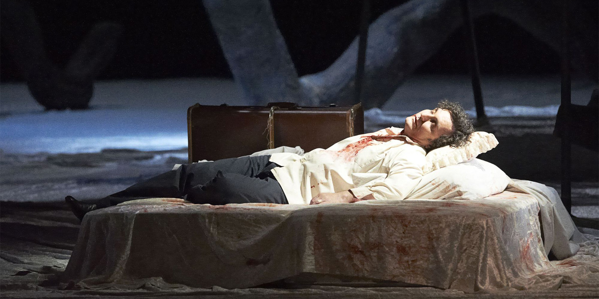 Jules Massenet: &raquo;Werther&laquo;, 4. Aufzug: Werther (Ludovic T&eacute;zier) am Sterbebett &copy; Wiener Staatsoper/Michael P&ouml;hn