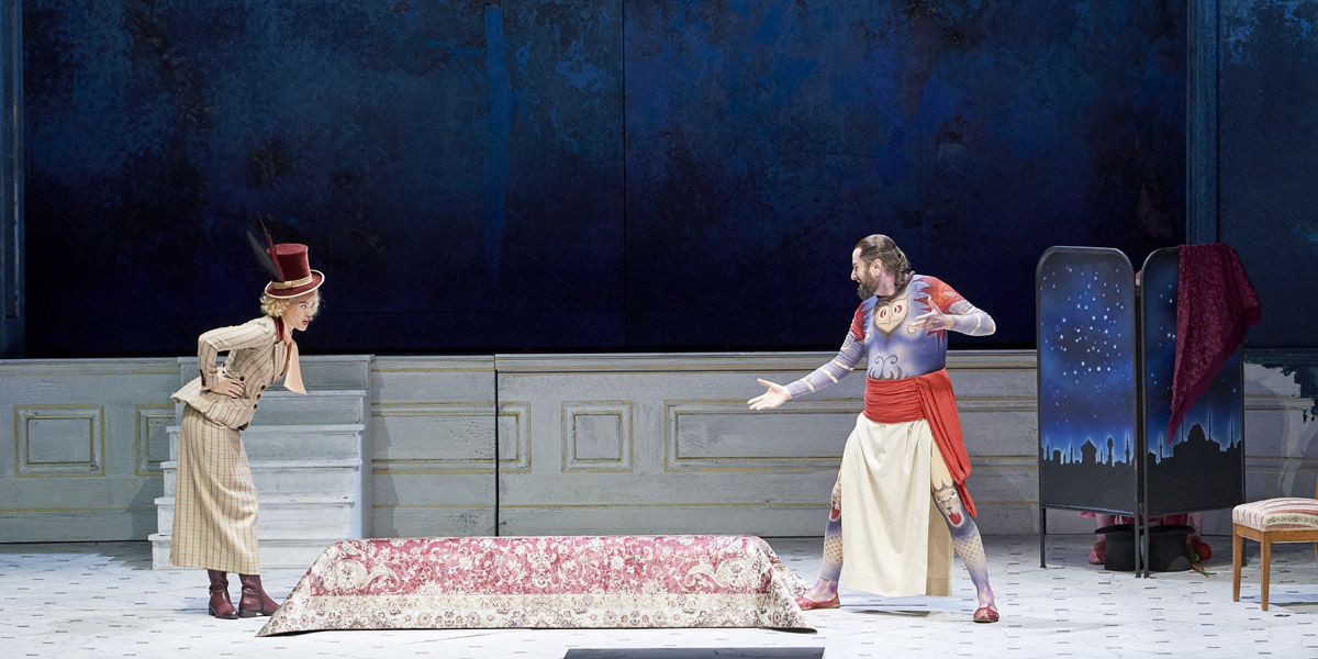 &raquo;Die Entf&uuml;hrung aus dem Serail&laquo;, 2. Akt: Regula M&uuml;hlemann (Blonde) und Goran Jurić (Osmin) &copy; Wiener Staatsoper GmbH/Michael P&ouml;hn