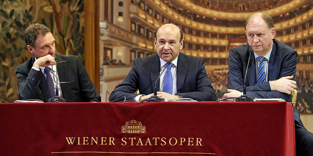 Die F&uuml;hrung der Wiener Staatsoper bei der Pressekonferenz f&uuml;r die Saison 2017/18: Dominique Meyer und Thomas Platzer &copy; Wiener Staatsoper GmbH/Michael P&ouml;hn