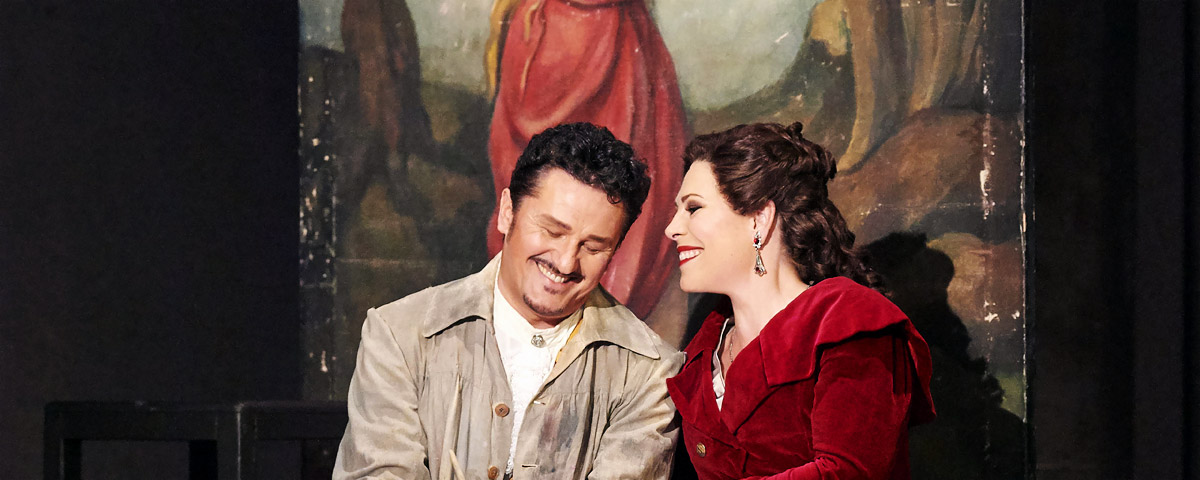 &raquo;Tosca&laquo;, 1. Akt: Floria Tosca (Sondra Radvanovsky) mit ihrem Geliebten, Mario Cavaradossi (Piotr Beczała) &copy; Wiener Staatsoper GmbH/Michael P&ouml;hn