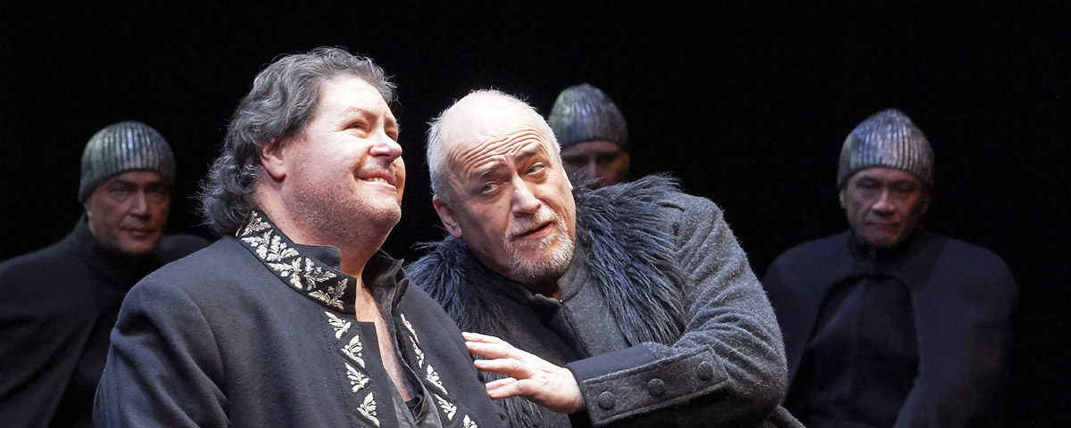 &raquo;G&ouml;tterd&auml;mmerung&laquo;, 3. Aufzug: Stephen Gould (Siegfried) und Falk Struckmann (Hagen) &copy; Wiener Staatsoper GmbH/Michael P&ouml;hn