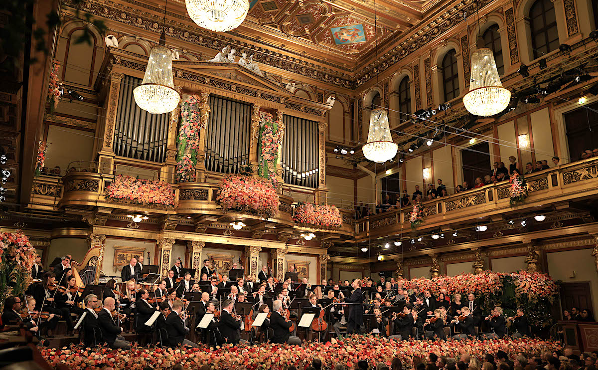 Der Frankokanadier Yannick N&eacute;zet-S&eacute;guin erstmals zum Jahreswechsel am Pult der Wiener Philharmoniker &copy; Wiener Philharmoniker/Dieter Nagl