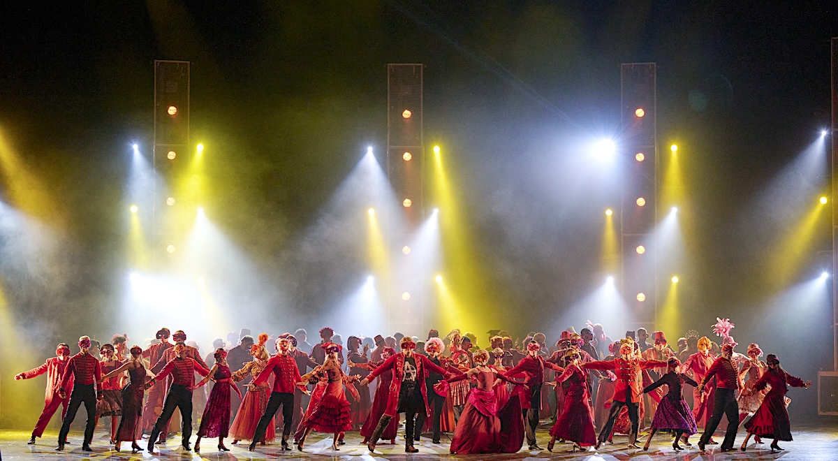 &raquo;&#8239;Rom&eacute;o et Juliette&#8239;&laquo;, 1. Akt: Maskenball bei Capulets &copy; Wiener Staatsoper GmbH/Michael P&ouml;hn