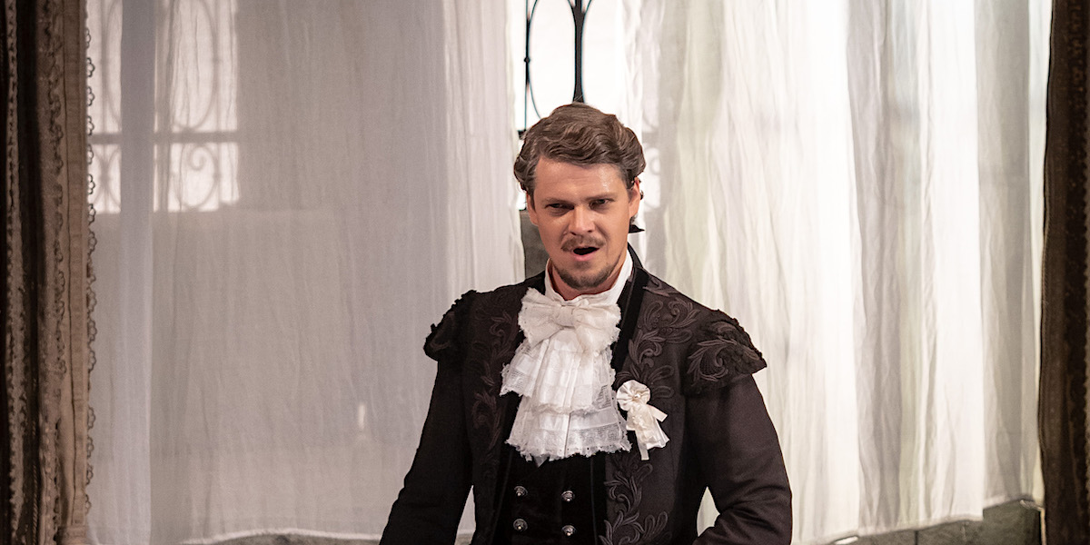 &raquo;&#8239;Le nozze di Figaro&#8239;&laquo;, 2. Akt: Peter Kellner als Figaro &copy; Wiener Staatsoper GmbH/Ashley Taylor