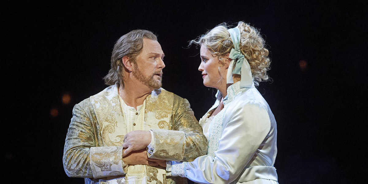 &raquo;Otello&laquo;, 1. Akt: Gregory Kunde (Otello) und Rachel Willis-S&oslash;rensen (Desdemona) im Liebesduett &copy; Wiener Staatsoper GmbH/Michael P&ouml;hn
