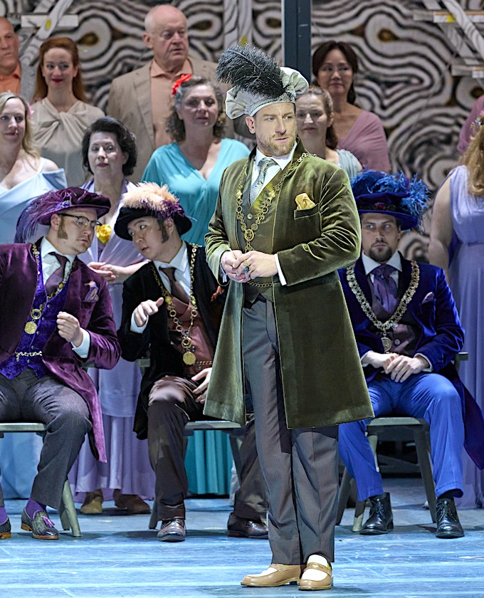 » Die Meistersinger von Nürnberg «, 3. Aufzug: Günther Groissböck als Goldschmied Veit Pogner auf der Festwiese © Wiener Staatsoper GmbH/Michael Pöhn